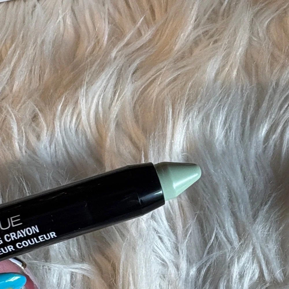 Color Correcting Crayon - Black